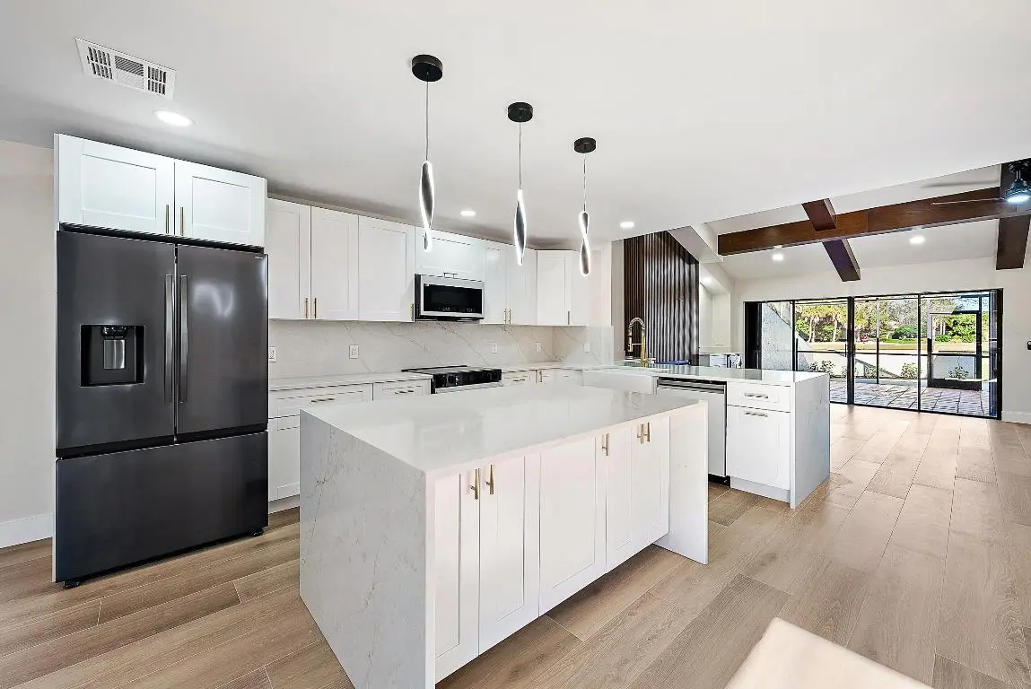 37 Edinburgh Drive, Palm Beach Gardens, FL 33418 - Image #1