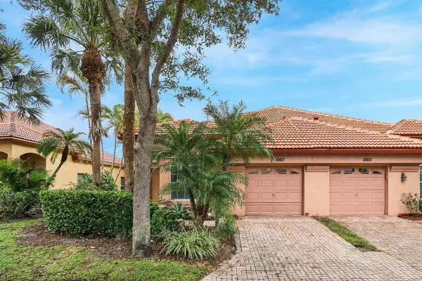 1007 Via Jardin, Palm Beach Gardens, FL 33418