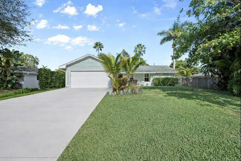 443 Beacon Street, Tequesta, FL 33469 - #3