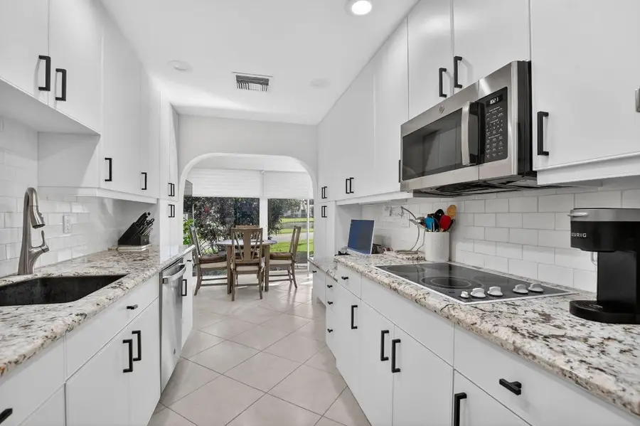 103 Bridgewood Court, Boca Raton, FL 33434 - Image #2