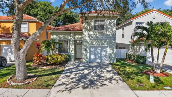 6765 Green Island Circle, Lake Worth, FL 33463