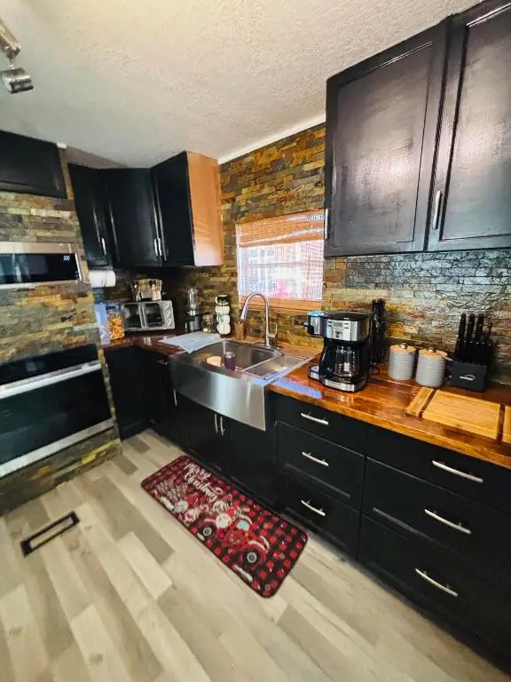 29 SE Iberian Lane, Port Saint Lucie, FL 34952 - #3