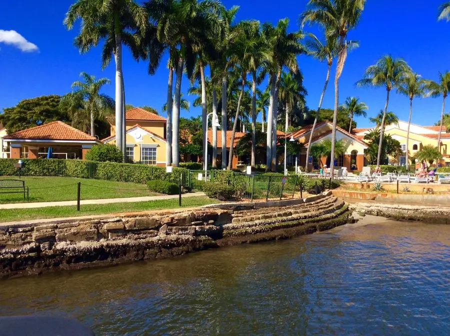 157 Yacht Club Way #306, Hypoluxo, FL 33462 - Image #3