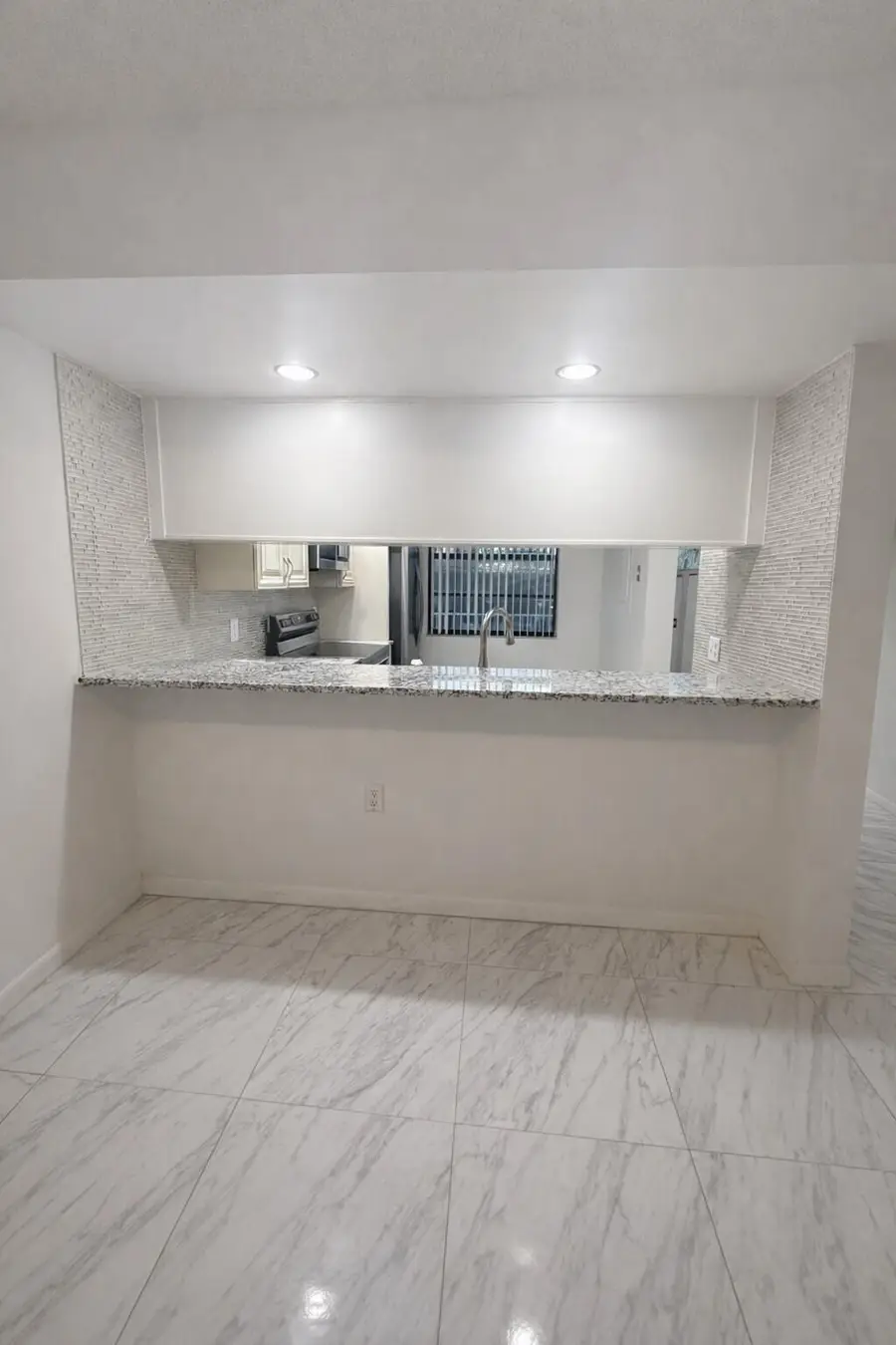 3826 Whitehall Drive #305, West Palm Beach, FL 33401 - #3