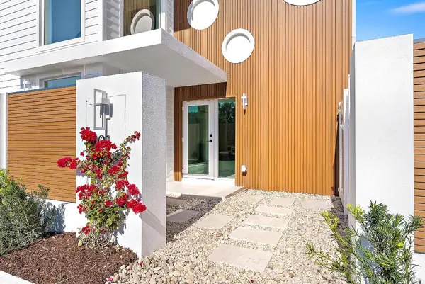 107 Sandal Lane #1, Palm Beach Shores, FL 33404