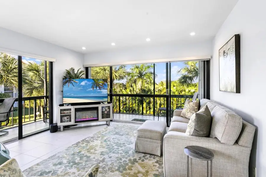 2550 Presidential Way #301, West Palm Beach, FL 33401 - Image #3