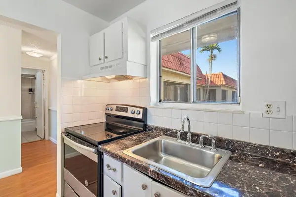 6074 Forest Hill Boulevard #206, West Palm Beach, FL 33415