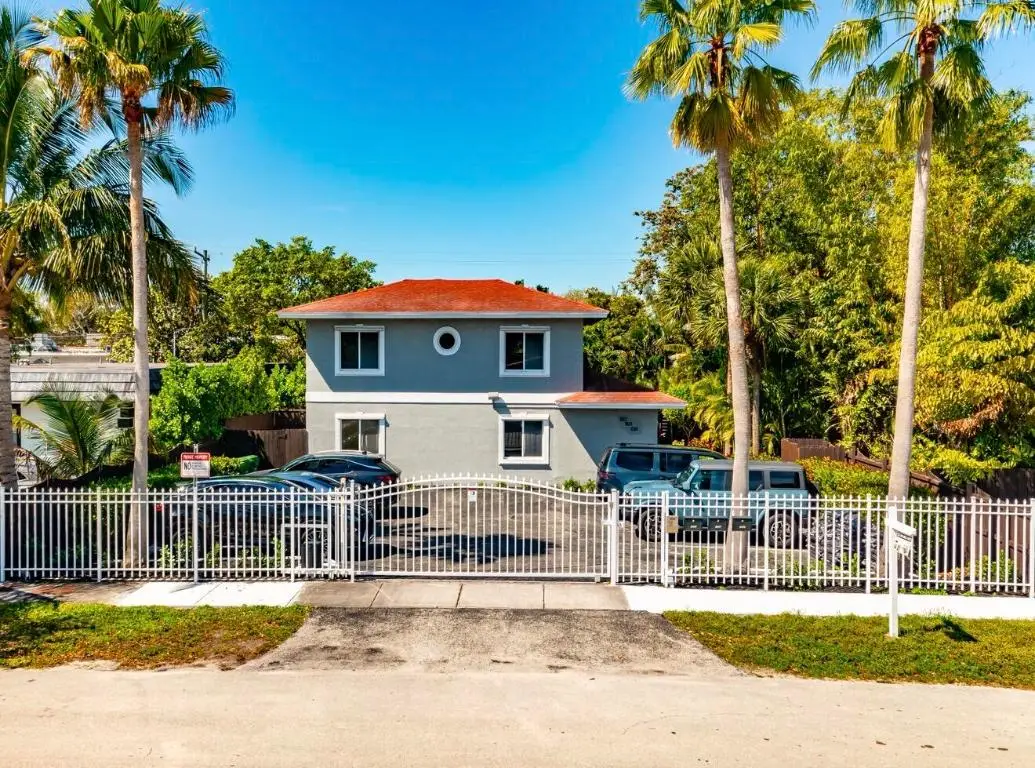 1323 NE 5th Avenue, Fort Lauderdale, FL 33304 - #1