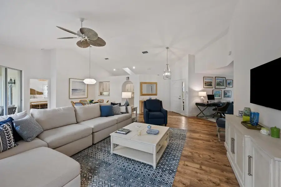 9221 Heathridge Drive, West Palm Beach, FL 33411 - Image #3