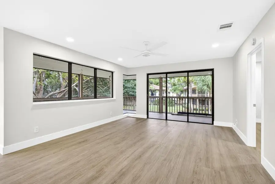 147 Brackenwood Road, Palm Beach Gardens, FL 33418 - #3