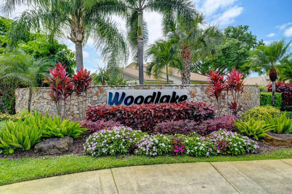 233 SW 28th Avenue, Delray Beach, FL 33445 - Image #1