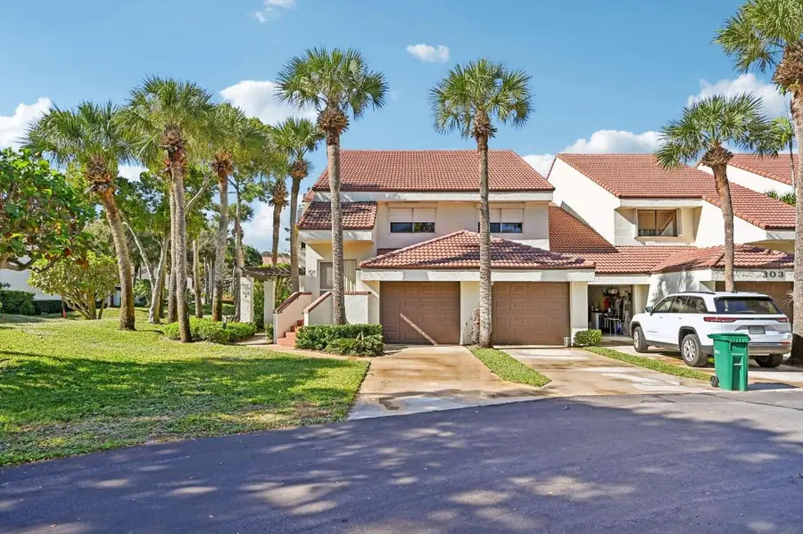 303 Sea Oats Drive #E, Juno Beach, FL 33408 - #2