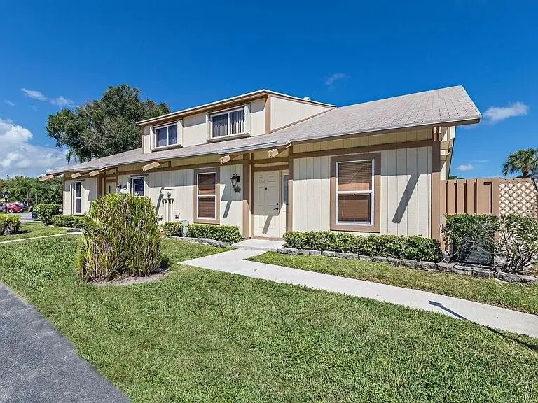 211 Maplecrest Circle, Jupiter, FL 33458 - #1
