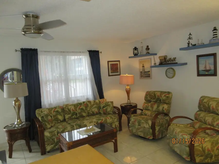 105 Oxford 100 #105, West Palm Beach, FL 33417 - Image #2