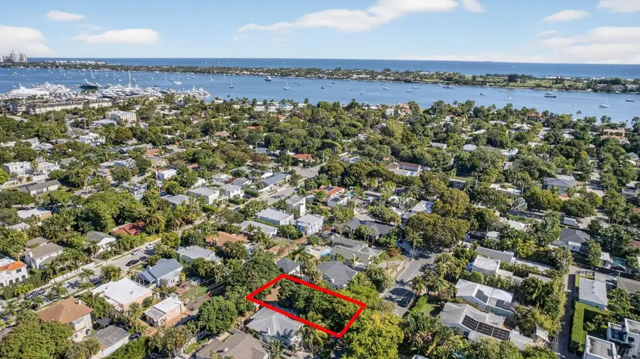 427 32nd Street, West Palm Beach, FL 33407 - Image #2
