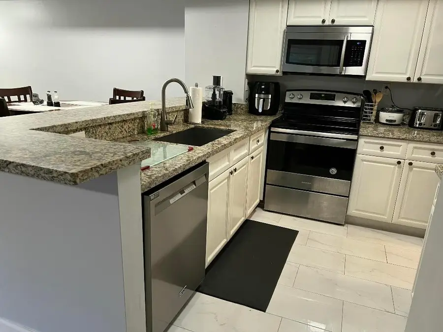 2640 S University Drive #121, Davie, FL 33328 - #3