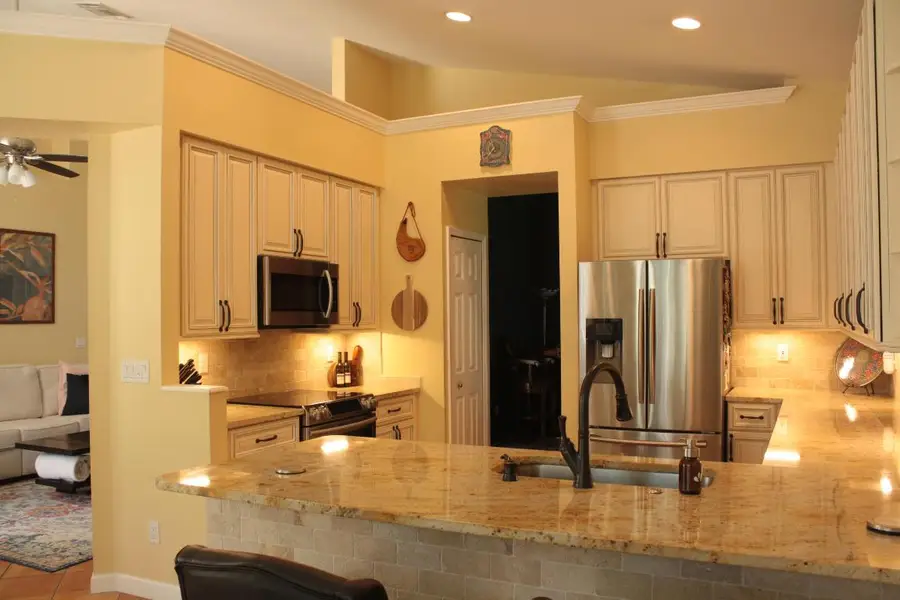 639 SW Lake Charles Circle Circle, Port Saint Lucie, FL 34986 - #3