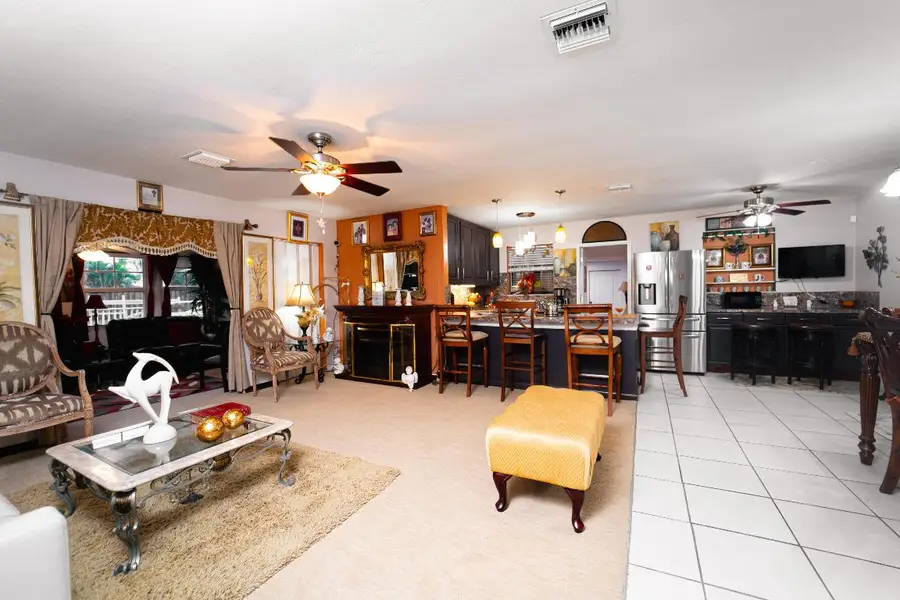 236 SE Prima Vista Boulevard Se, Port Saint Lucie, FL 34983 - #3