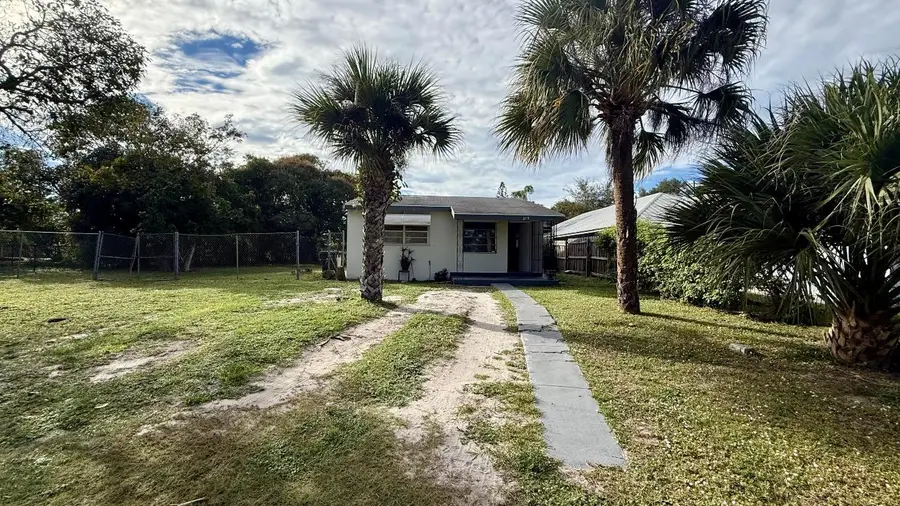 212 NW 8th Avenue, Delray Beach, FL 33444 - #3