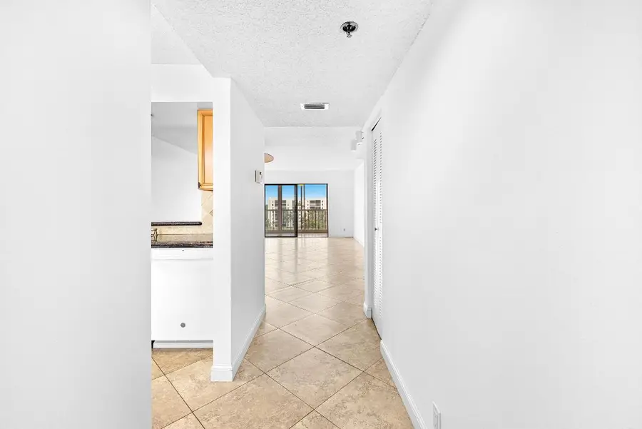 7380 S Oriole Boulevard #701, Delray Beach, FL 33446 - Image #2