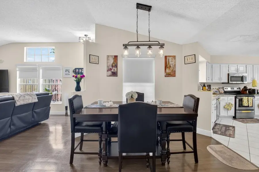 24 Misty Meadow Drive, Boynton Beach, FL 33436 - #3