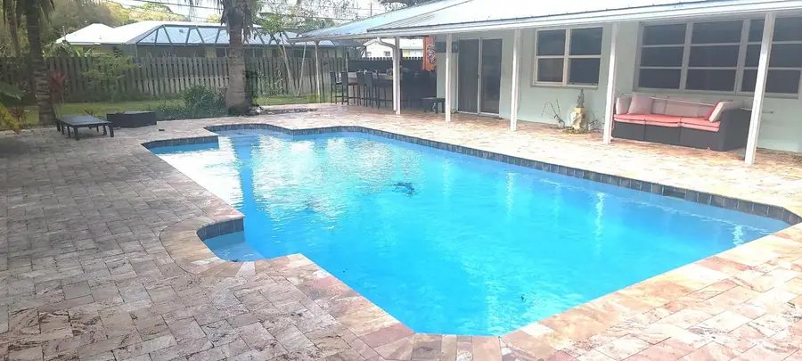 1555 33rd Avenue, Vero Beach, FL 32960 - Image #2