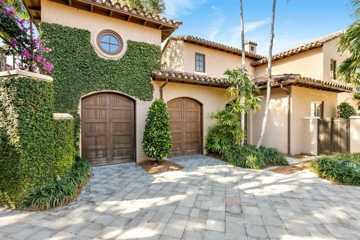 304 Villa Drive Drive, Jupiter, FL 33477 - #1