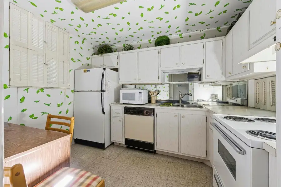 4381 Trevi Court #205, Lake Worth, FL 33467 - #3