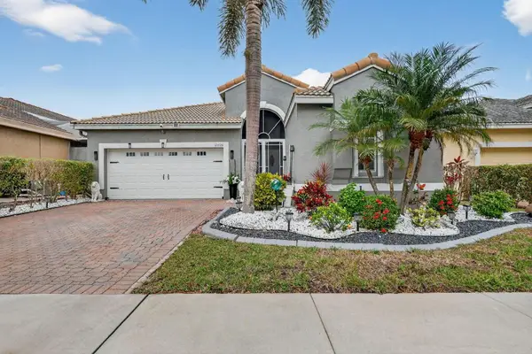 10026 Diamond Lake Drive, Boynton Beach, FL 33437