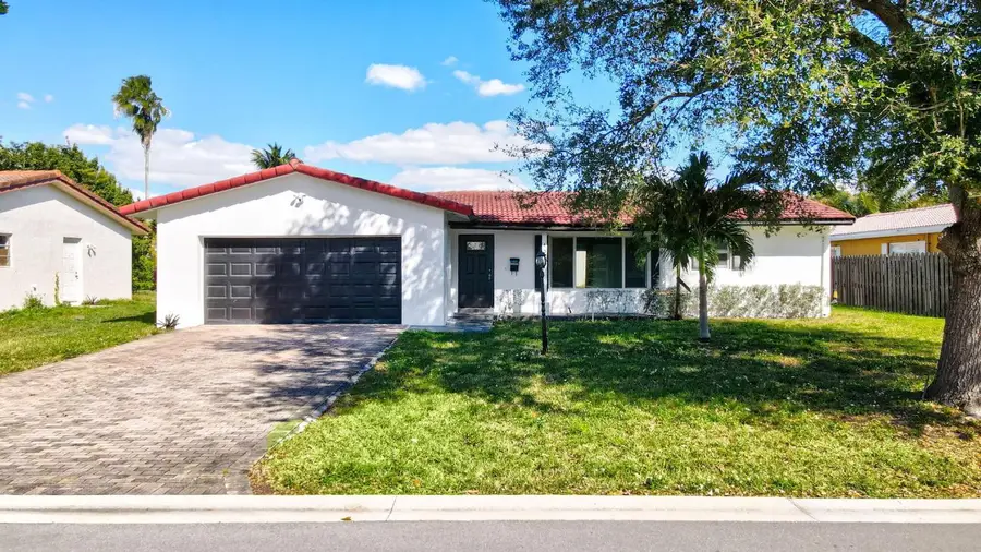 4005 NW 76th Avenue, Coral Springs, FL 33065 - #2