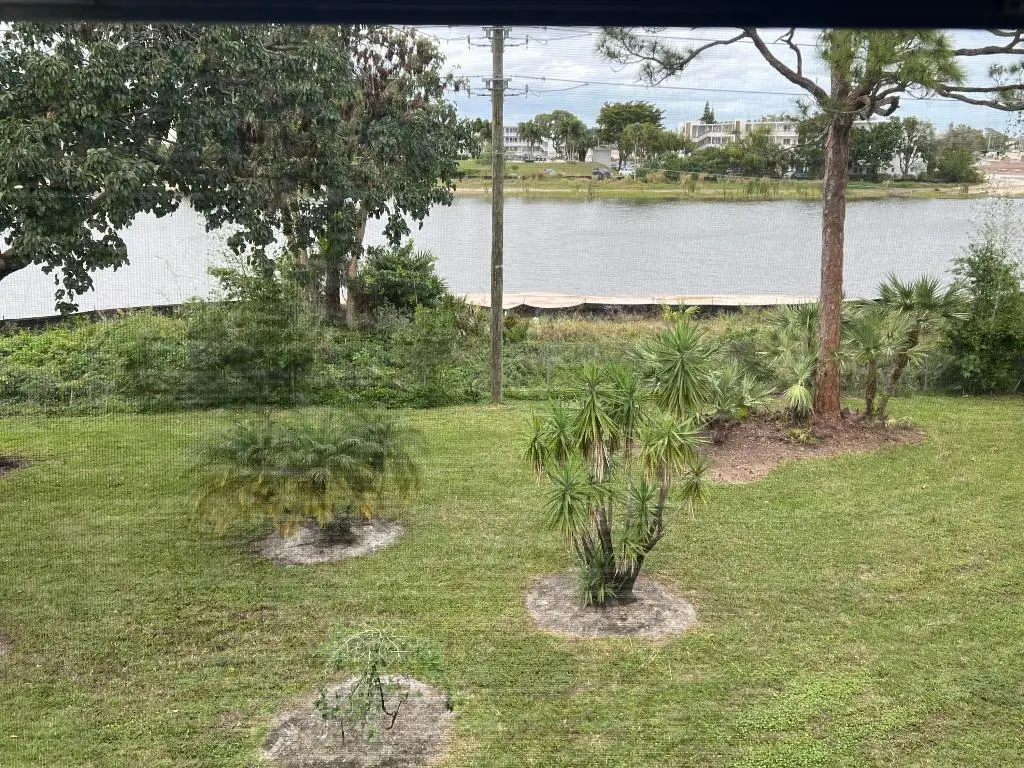 334 Southampton B, West Palm Beach, FL 33417 - Image #1