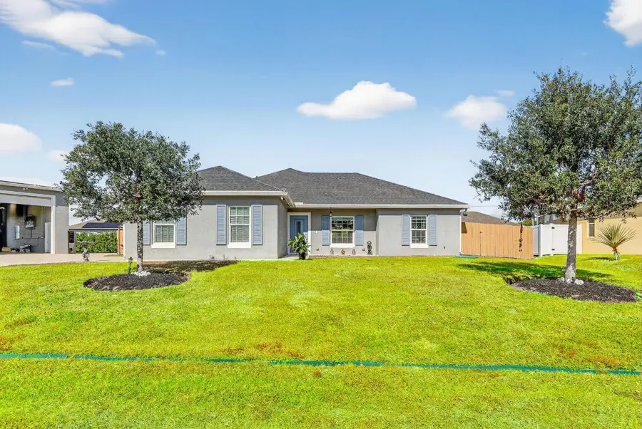 375 SW Alcan Drive, Port Saint Lucie, FL 34953 - Image #3