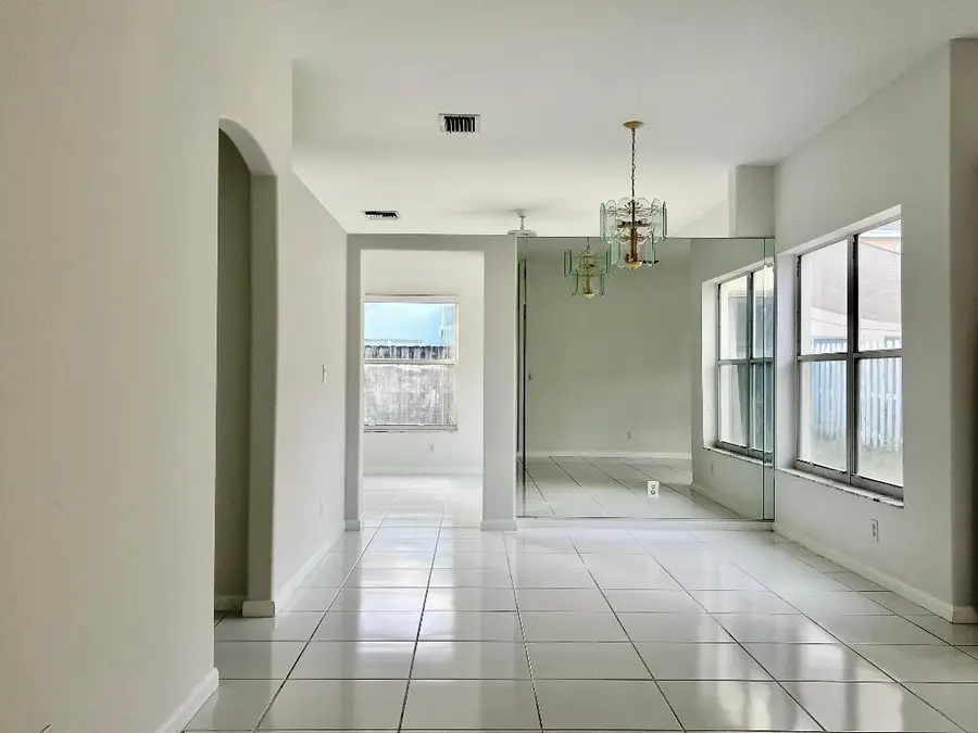 6909 Desert Inn Terrace, Lake Worth, FL 33463 - #3