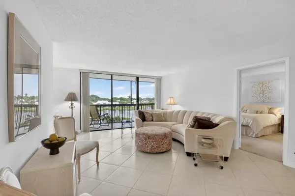 1554 Bridgewood Drive, Boca Raton, FL 33434