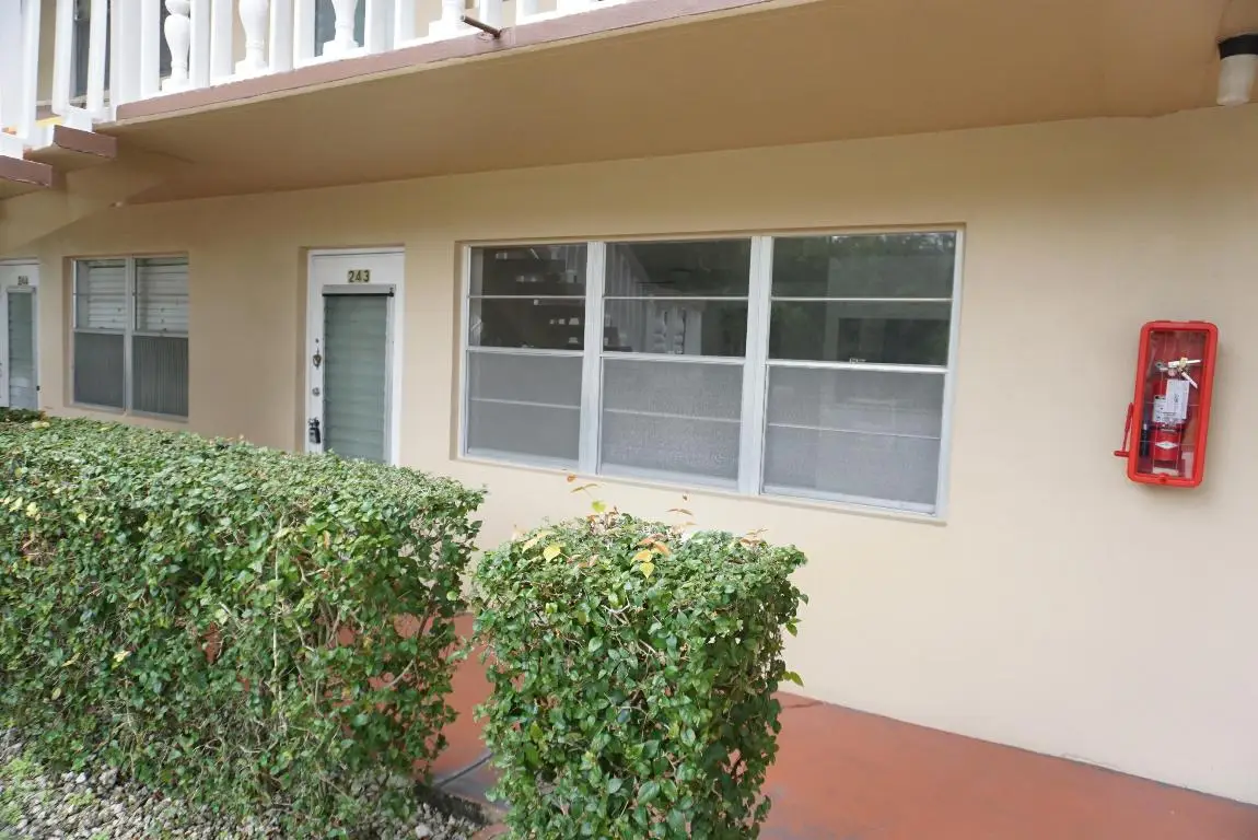 243 Canterbury K, West Palm Beach, FL 33417 - Image #1
