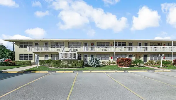 103 Sussex F, West Palm Beach, FL 33417