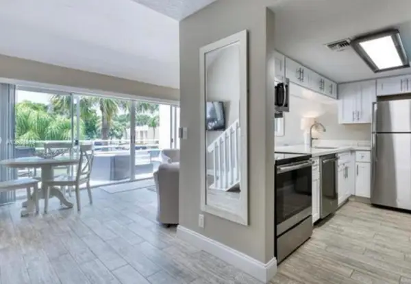 1605 S Us Highway 1 #M2-202, Jupiter, FL 33477