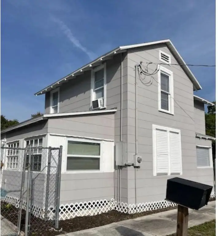 119 S 11th Street, Fort Pierce, FL 34950 - #1