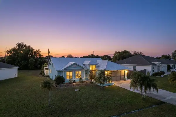 2366 SE Beechwood Terrace, Port St Lucie, FL 34952