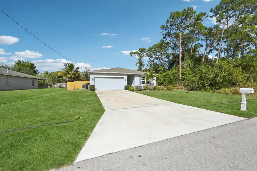 1561 SW Latshaw Avenue, Port Saint Lucie, FL 34953 - Image #3