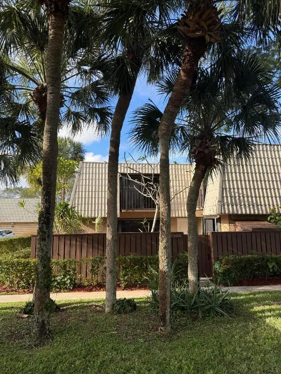 5808 58th Way, West Palm Beach, FL 33409 - Image #2