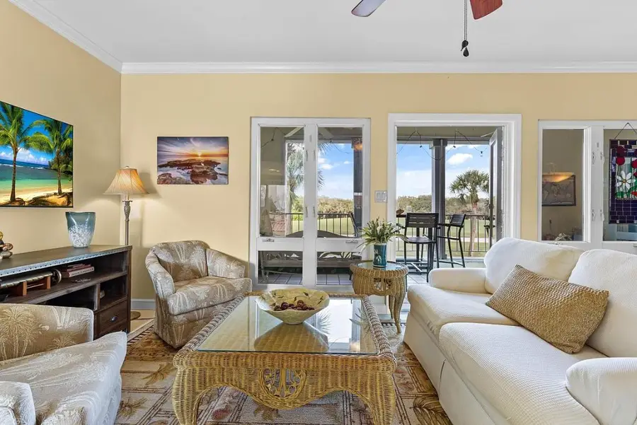 5020 Harmony Circle #203, Vero Beach, FL 32967 - Image #2