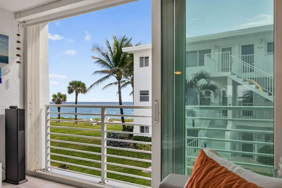 1043 Hillsboro Mile #21c, Hillsboro Beach, FL 33062 - Image #3