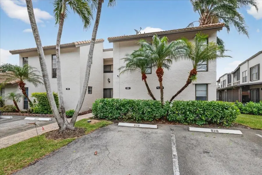 9729 N New River Canal Road #628, Plantation, FL 33324 - Image #2