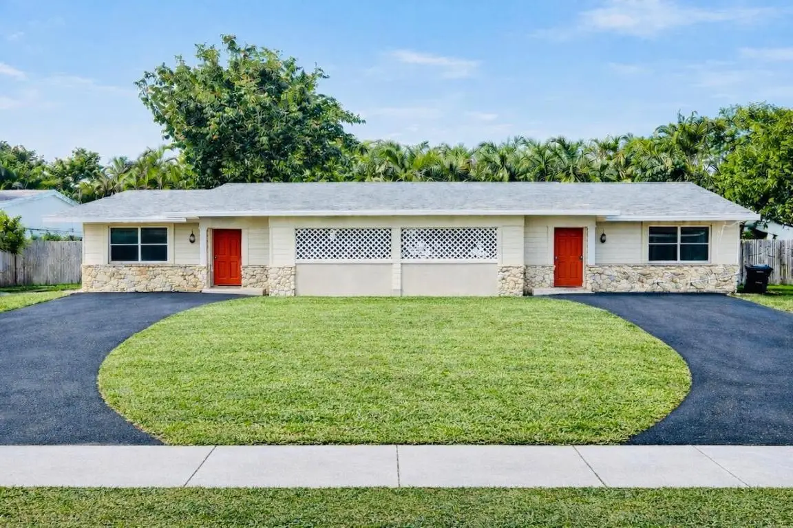 2741-2745 NE 30th Avenue, Lighthouse Point, FL 33064 - Image #1