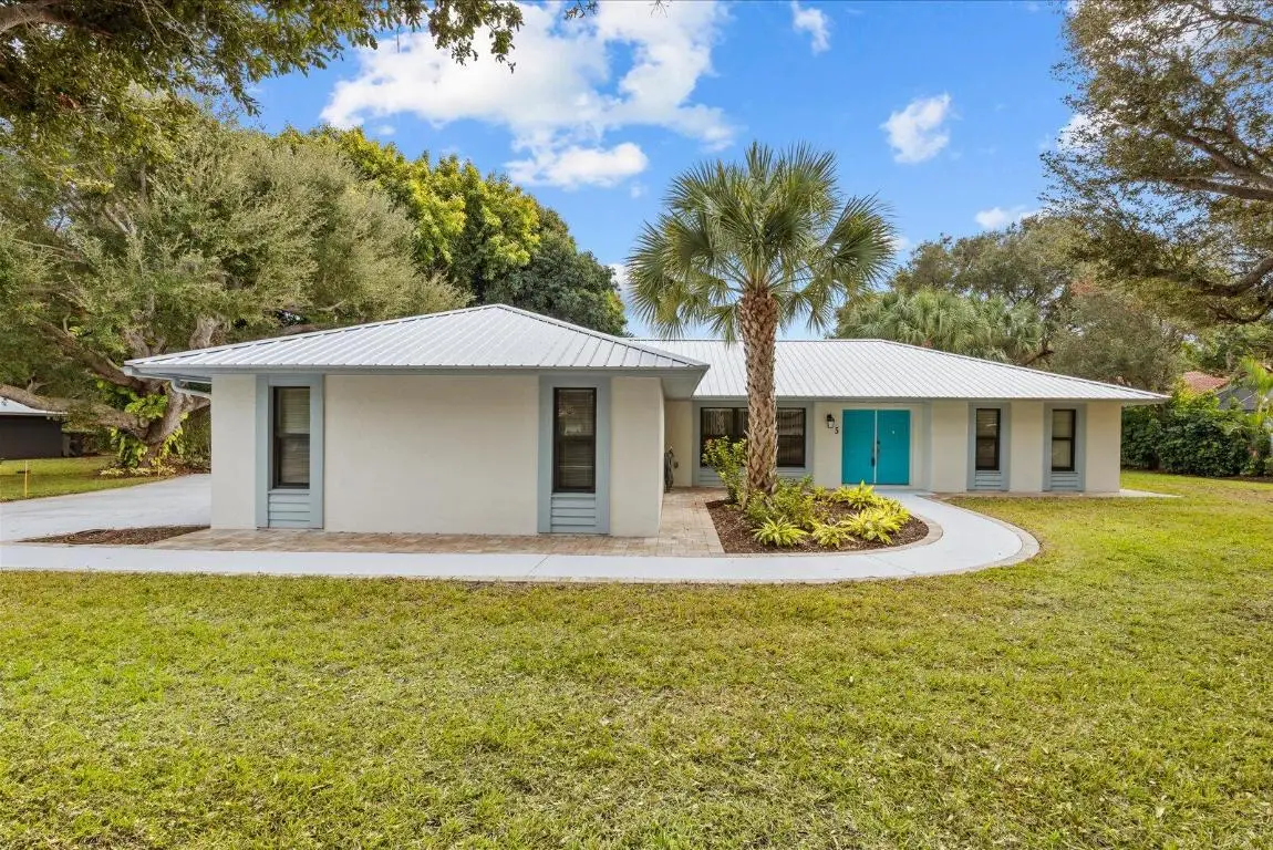 5 Copaire Drive, Sewalls Point, FL 34996 - #1