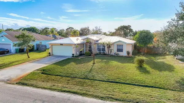 2038 SW Libra Lane, Port St Lucie, FL 34984