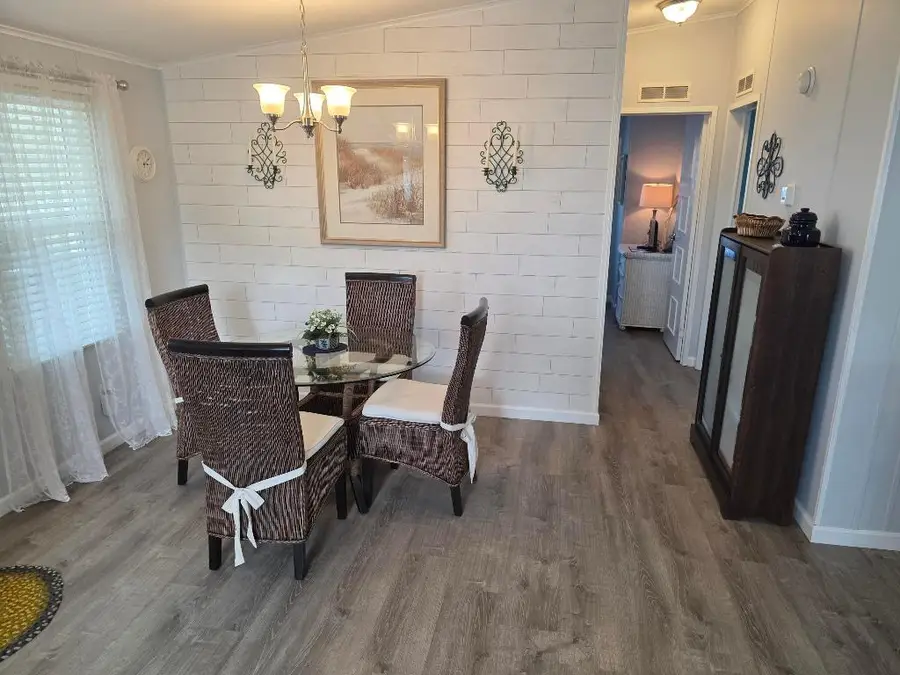 8524 Viburnum Court, Port Saint Lucie, FL 34952 - Image #3