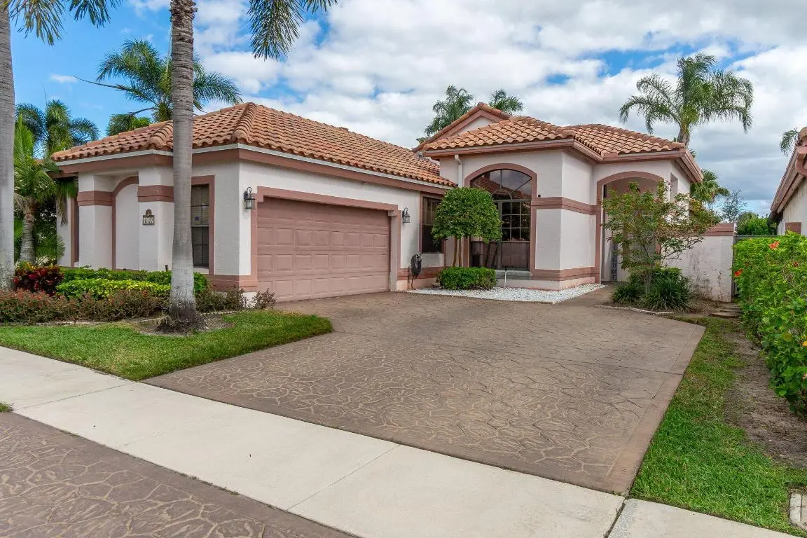 10122 Lexington Circle N, Boynton Beach, FL 33436 - Image #1