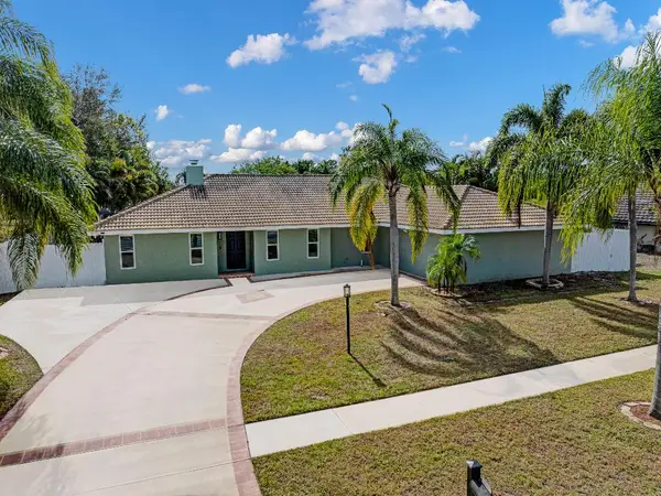 1826 SE Greendon Road, Port St Lucie, FL 34952